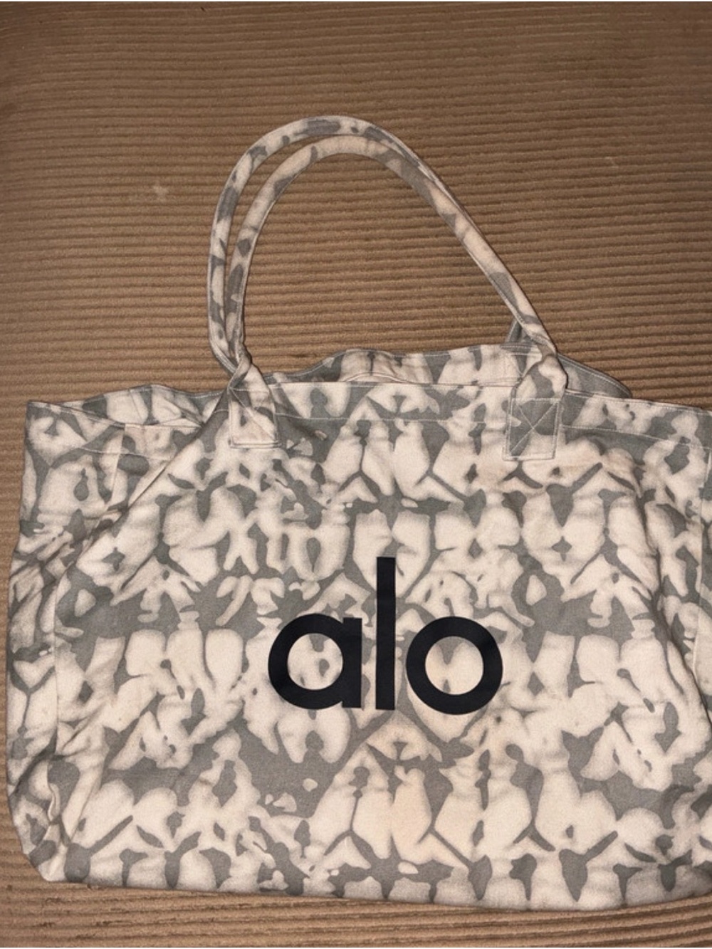 ALO Yoga Tie-Dye Canvas Tote in Cream and Gray